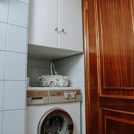 Friendly Flat 5 إذيسا