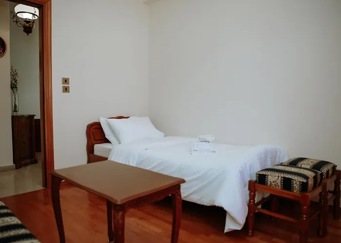 Friendly Flat 5 * 埃泽萨