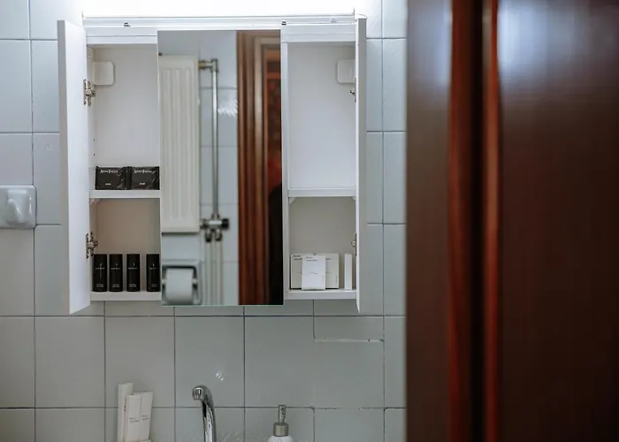 Friendly Flat 5 * 埃泽萨